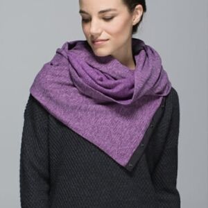 Lululemon Vinyasa Scarf